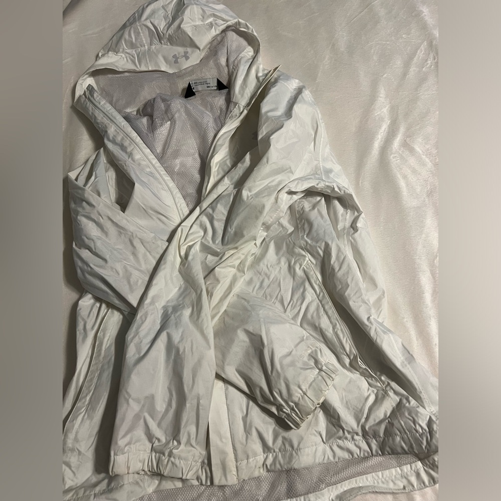 Under armor windbreaker